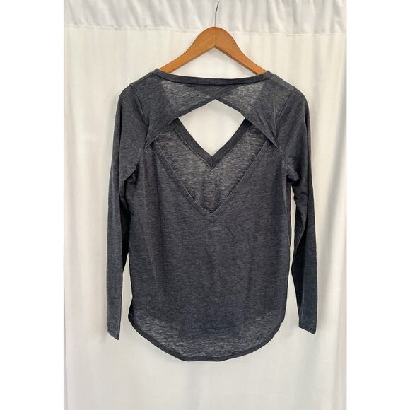 NWT Chaser V-Neck Long Sleeve Tee MEDIUM Dark Gray Open Back - Picture 2 of 3